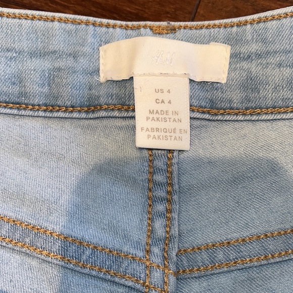 2 Pairs of Denim Shorts - Picture 3 of 7